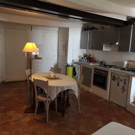 Dans Village Medieval Pietonnier, Executive Vue Exceptionnelle Apartment *