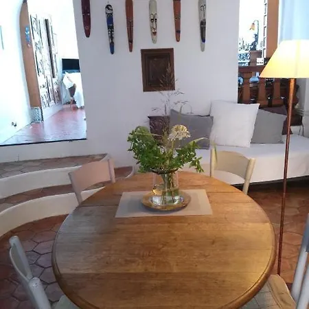 Dans Village Medieval Pietonnier, Executive Vue Exceptionnelle Apartment *