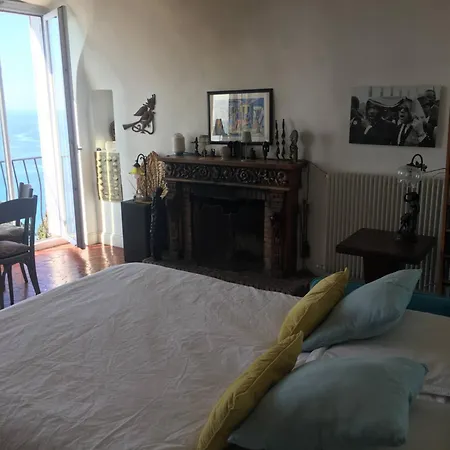 Dans Village Medieval Pietonnier, Executive Vue Exceptionnelle Apartment *