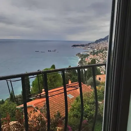 Apartment Dans Village Medieval Pietonnier, Executive Vue Exceptionnelle